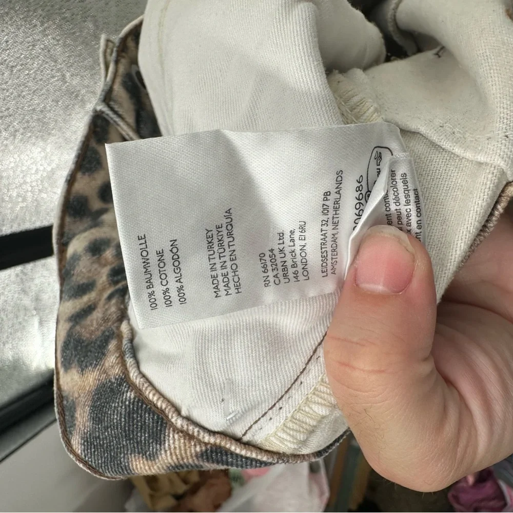 NEW Anthropologie Pilcro Leon Double Hem High-Rise Wide-Leg Cuffed Jeans Sz 32P - Picture 6 of 7